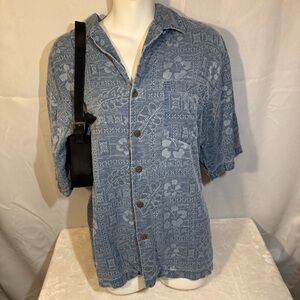 St. John’s Bay 100% Silk Hawaiian Style Shirt Blue Small